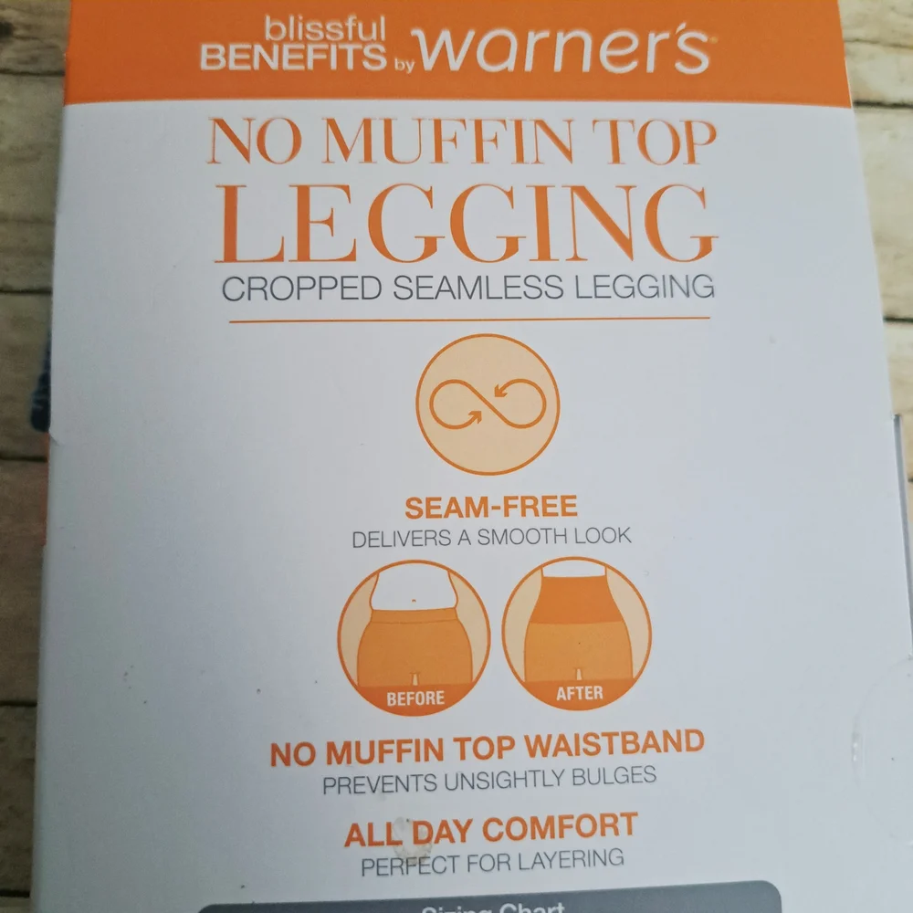 Blissful Benefits by Warner's Blue Patterned Cropped Seamless Leggings